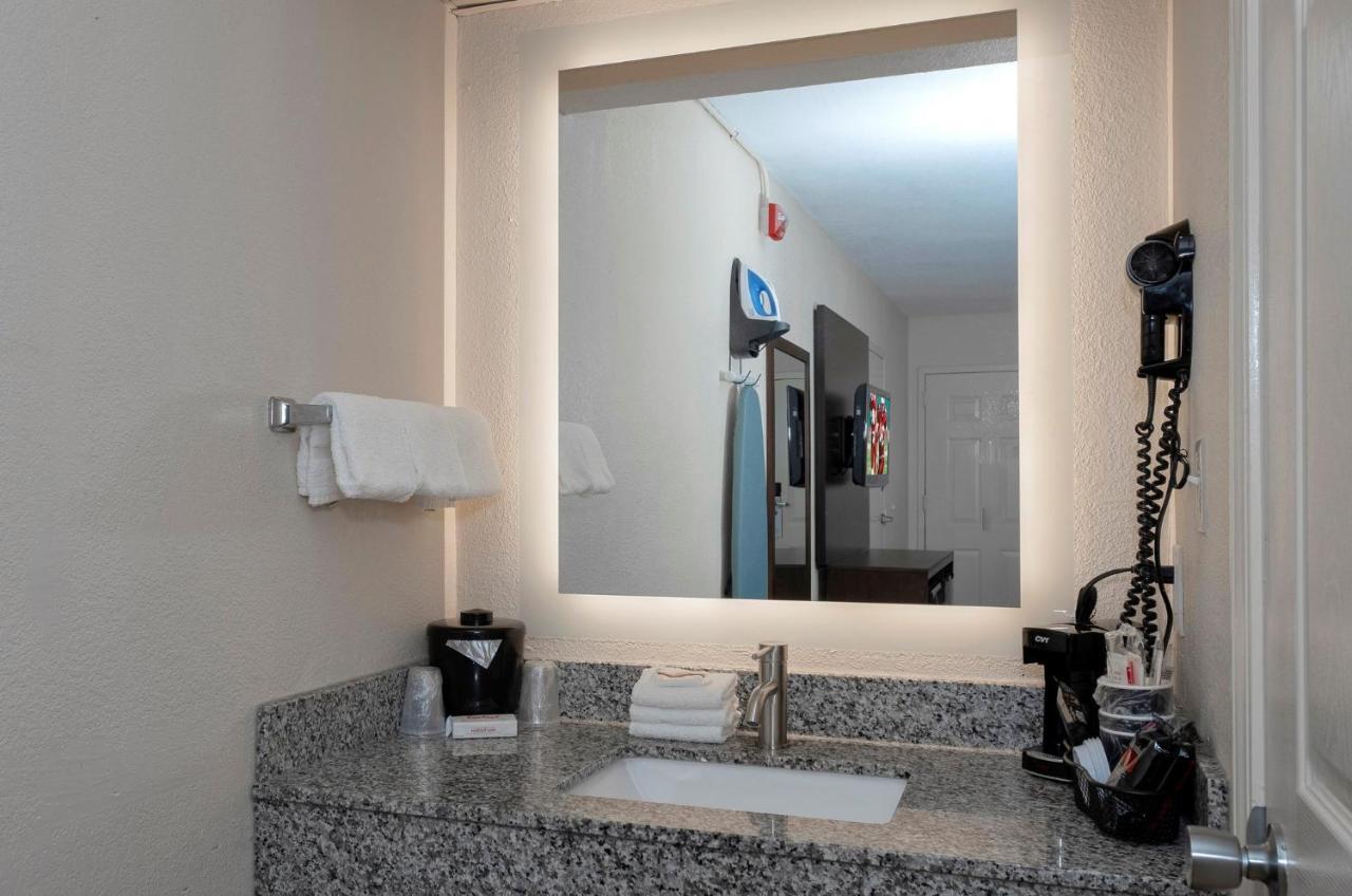 Red Roof Inn Галф Шорс Екстериор снимка
