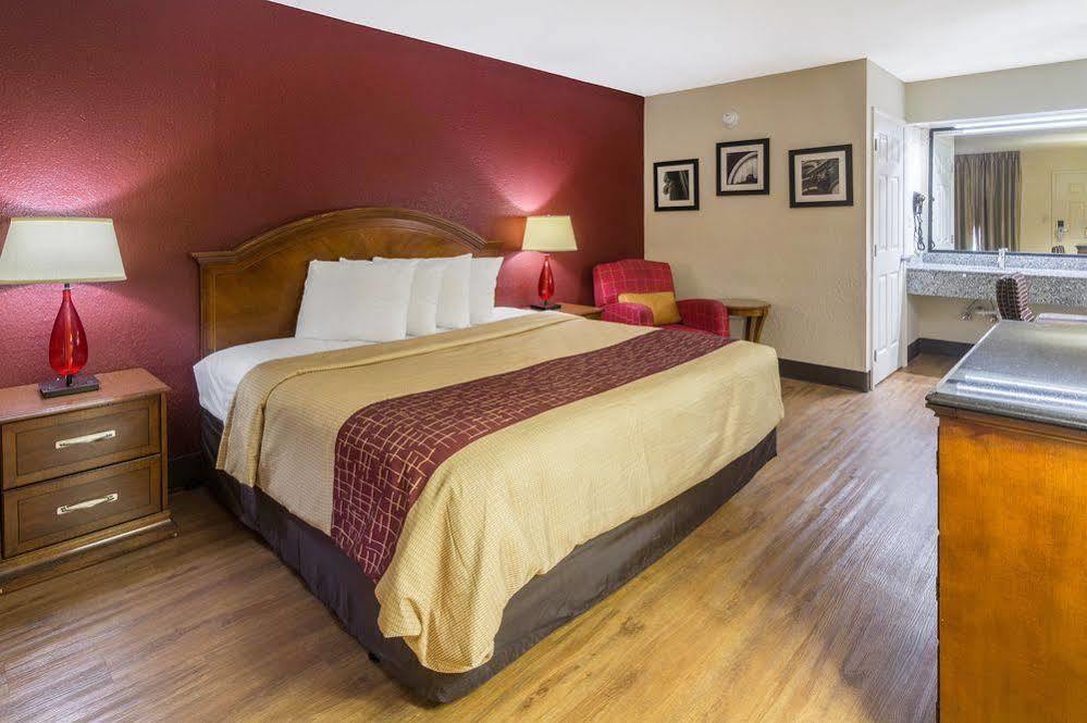 Red Roof Inn Галф Шорс Екстериор снимка