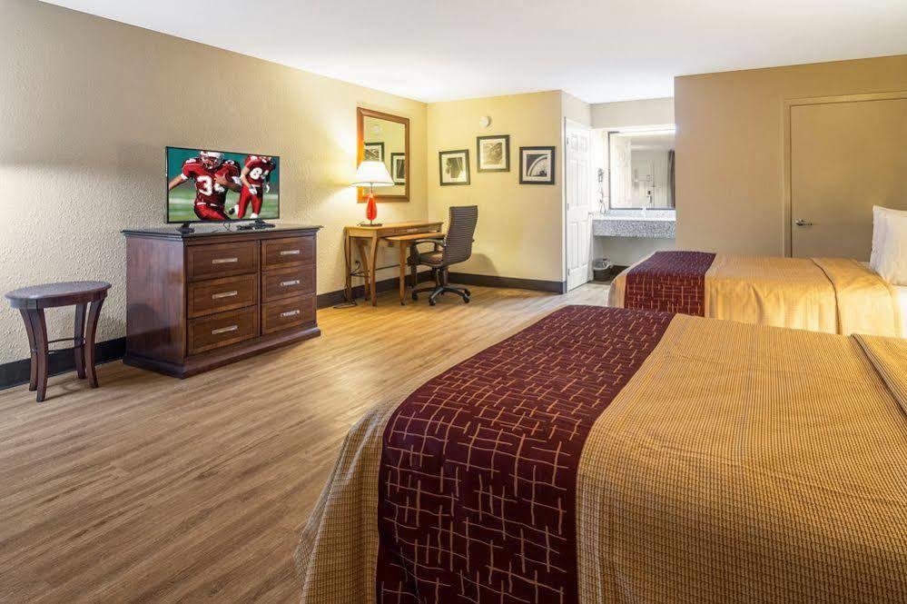 Red Roof Inn Галф Шорс Екстериор снимка