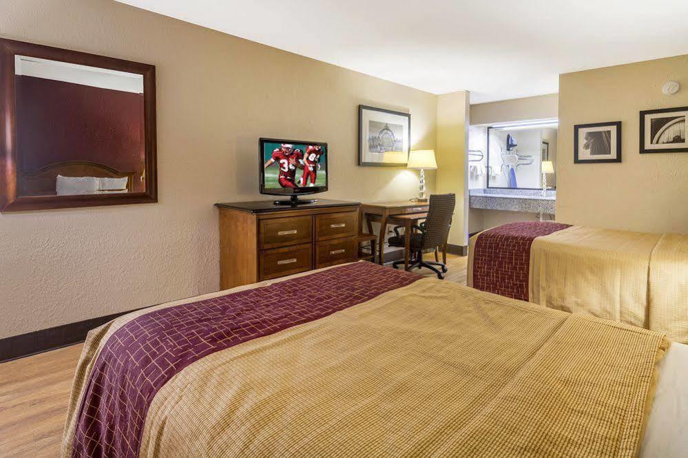 Red Roof Inn Галф Шорс Екстериор снимка